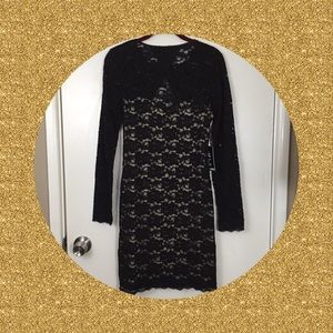 EXPRESS BLACK LACE BACK OUT DRESS SIZE 0